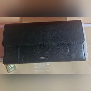 NWT Women's Fossil Jori RFID Flap Clutch Wallet Black SWL3009590